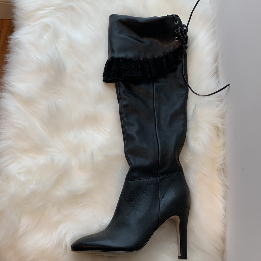 KELSI DAGGER NWOT SUPER SEXY OVER THE KNEE SOPHIA HEELED LEATHER BOOTS SIZE 6 - Picture 3 of 4